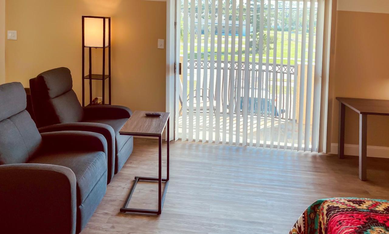 White Orchid Apartments Fort Myers Extérieur photo