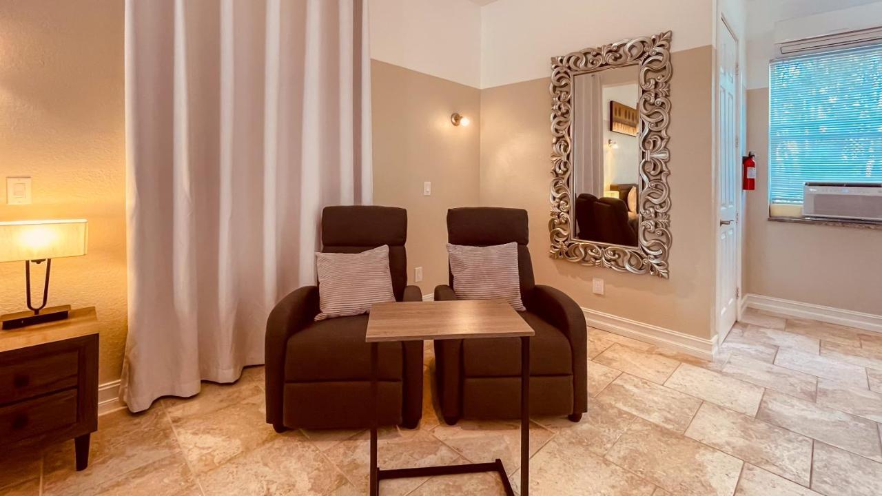 White Orchid Apartments Fort Myers Extérieur photo